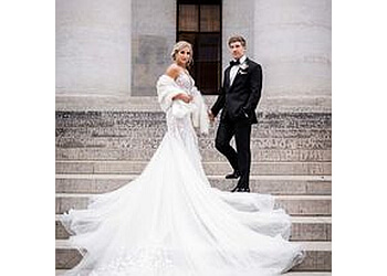 Cincinnati wedding photographer Bambino International