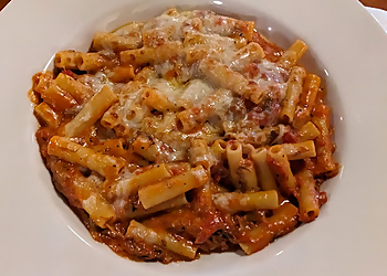 Bambinos Cafe on Battlefield Springfield Italian Restaurants image 1