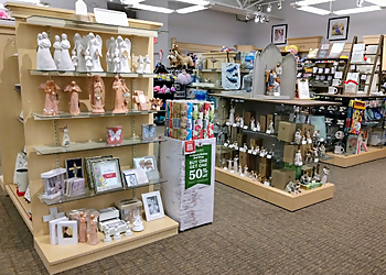 Chesapeake Gift Shops Banner's Hallmark