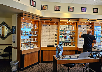 Hollywood Pediatric Optometrists Barry Kay, OD - MYEYEDR.