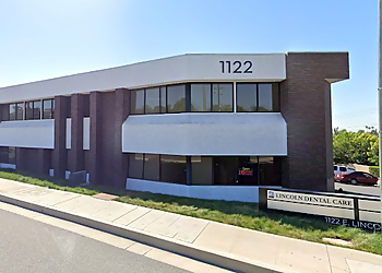 Orange Dentists Basile Muntean, DDS, MAGD, FICOI - LINCOLN DENTAL CARE