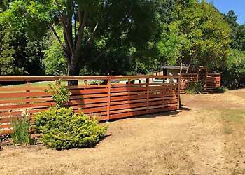 San Jose Fencing Contractors Bay Area Fence & Deck, Inc.