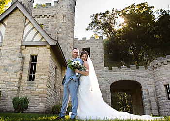 Akron Wedding Photographers Be More Photography Limited