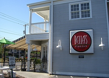 3 Best Italian Restaurants In Tampa Fl Threebestrated Bella S Italian Cafe