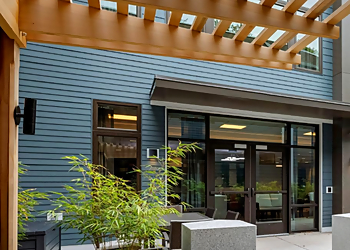 Manchester Assisted Living Facilities Benchmark at Bedford Falls