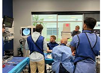 Benjamin Summerhays, DPM - Columbia, MO Podiatrists - Doctor Working Image