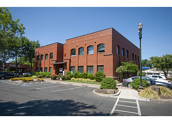 Eugene Dermatologists Benjamin Vazquez, MD - CASCADE DERMATOLOGY AND AESTHETICS