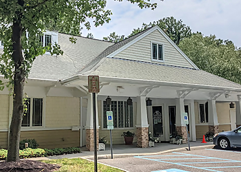 Chesapeake Dentists Bennett A. Thomas, DDS - GREAT BRIDGE DENTAL