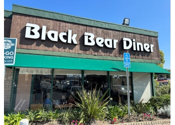 3 Best American Restaurants in Torrance, CA - Expert Recommendations