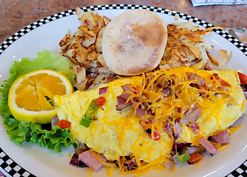 Black Bear Diner Torrance  Torrance American Restaurants image 1