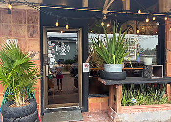Black Crow Coffee Co - St Petersburg, FL Cafe - Restaurant Entrance Image