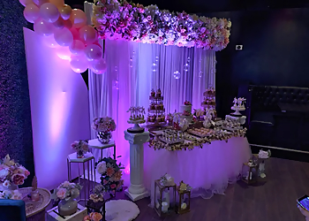 Aurora Night Clubs Black Door Pub