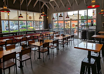 Black Pelican Seafood Company Greenbrier - Chesapeake, VA Seafood Restaurants - Table Setup Image