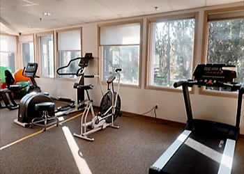 Seattle Physical Therapists Blair Callaghan, PT, DPT, OCS - SELECT PHYSICAL THERAPY GREENLAKE