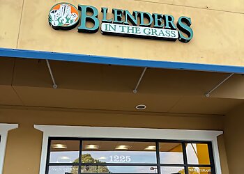 Oxnard Juice Bars Blenders in the Grass