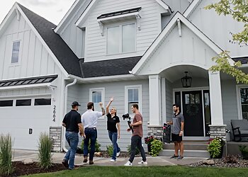 Minneapolis Videographers Bloom Creativ Video Production