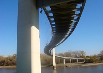 Omaha Landmarks Bob Kerrey Pedestrian Bridge