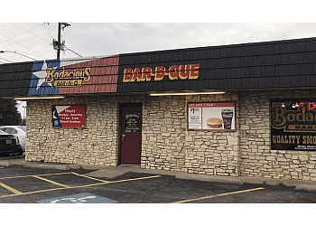 3 Best Barbecue Restaurants In Arlington, TX - Expert Recommendations