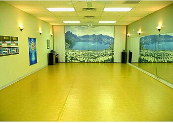 Glendale Yoga Studios Body & Brain Yoga & Tai Chi Glendale