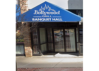 Milwaukee Indian Restaurants Bollywood Grill
