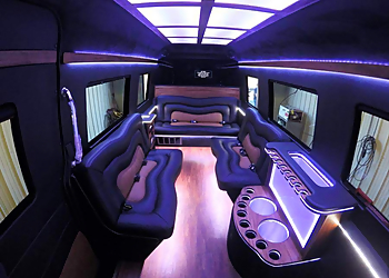 Vancouver Limo Service Bombardier Limousine