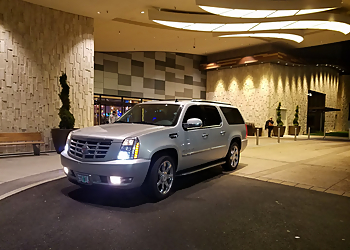 Bombardier Limousine Vancouver Limo Service image 1