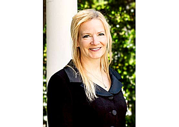 Bonnie Robertson - Little Rock, AR Divorce Lawyers - Lawyer Portrait Image