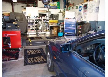 Bo's Imports - Hayward, CA Car Repair Shops - Business Interior Image