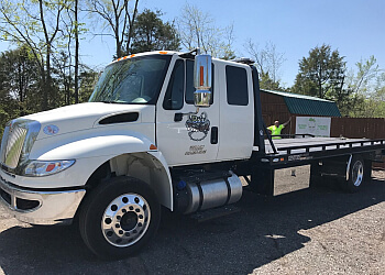 Clarksville Towing Companies Bo's Towing