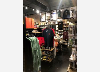 Arlington Gift Shops BoxLunch Arlington