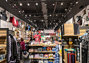 Bakersfield Gift Shops BoxLunch Bakersfield