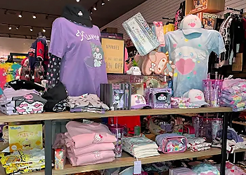 BoxLunch Sacramento - Sacramento, CA Gift Shops - Business Interior Image