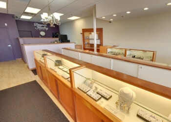 Boyson Jewelry - Cedar Rapids, IA Jewelry - Business Interior Image