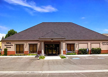 Modesto Pediatric Optometrists Brandon Wong - VALLEY OPTOMETRIC GROUP