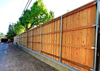 Santa Rosa Fencing Contractors Bravo's Fencing & Repair