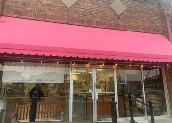 Bresnan Bread and Pastry - McKinney, TX Bakeries - Restaurant Exterior Image
