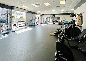 San Diego Physical Therapists Brett Bloom, DPT, CSCS, FAFS - LONGEVITY PHYSICAL THERAPY