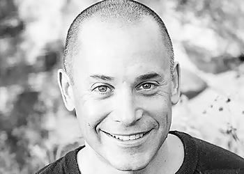 Brian Houdek Web Design - Aurora, IL Web Designers - Portrait