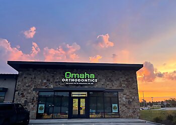 Omaha Orthodontists Brian McIntyre, DDS - OMAHA ORTHODONTICS