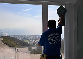 Irvine Window Cleaners Bright 'N Shiny