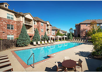 Des Moines Apartments For Rent Broadmoor at Jordan Creek