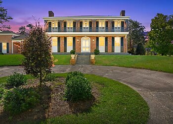 Fayetteville Commercial Photographers Broken Crayon Photography