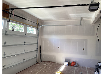 3 Best Garage Door Repair in Springfield, MO - BrooklineDoorworks SpringfielD MO 1