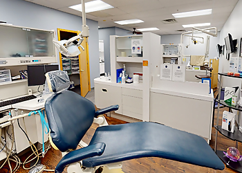 Omaha Cosmetic Dentists Bruce Frank, DDS - LAKESIDE DENTAL