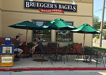 Des Moines Bagel Shops Bruegger's Bagels