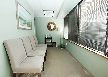 Grand Rapids Marriage Counselors Bryan Nixon, MA, LPC - MINDFUL COUNSELING GR