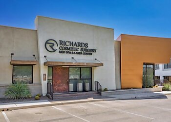 Las Vegas Plastic Surgeon Bryson G. Richards, MD - RICHARDS COSMETIC SURGERY, MED SPA & LASER CENTER