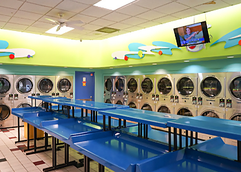 Chicago Laundromats Bubbleland on Western