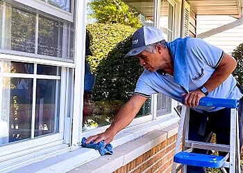 Chicago Window Cleaners Bubbles Window Cleaning