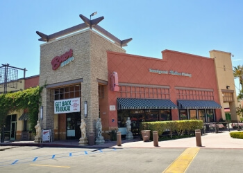 Thousand Oaks Italian Restaurants Buca Di Beppo Italian Restaurant
